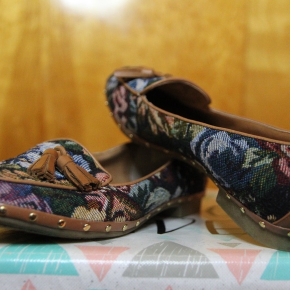 WOMEN'S SHOE : DOLCE VITA LOAFER SIZE 9 - Picture 1 of 3